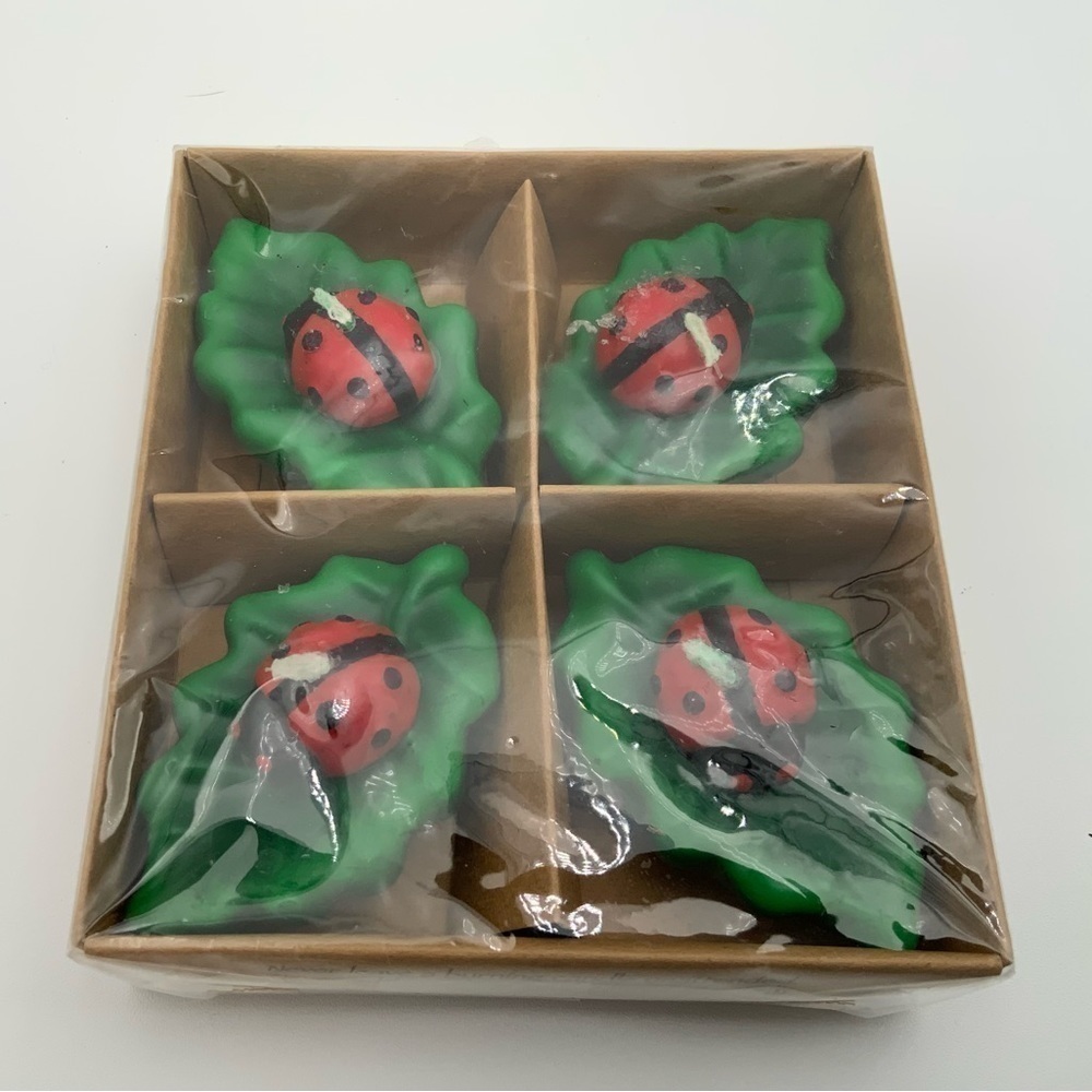 Floating Candles Lady Bug On Lily Pad Four Pack NEW IN BOX - Picture 2 of 4